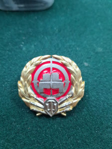 Знак "WoT" танкист-снайпер